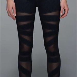 Lululemon High Times Mesh leggings size 8